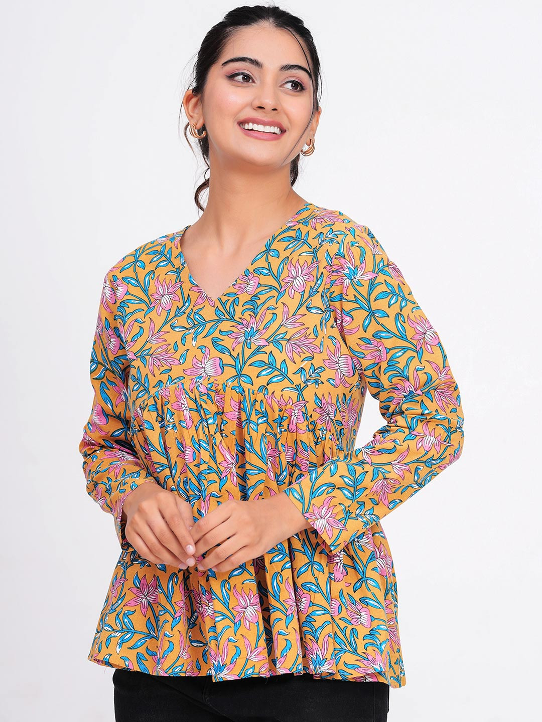 PINGAKSH Women Floral Printed Cotton Empire Top