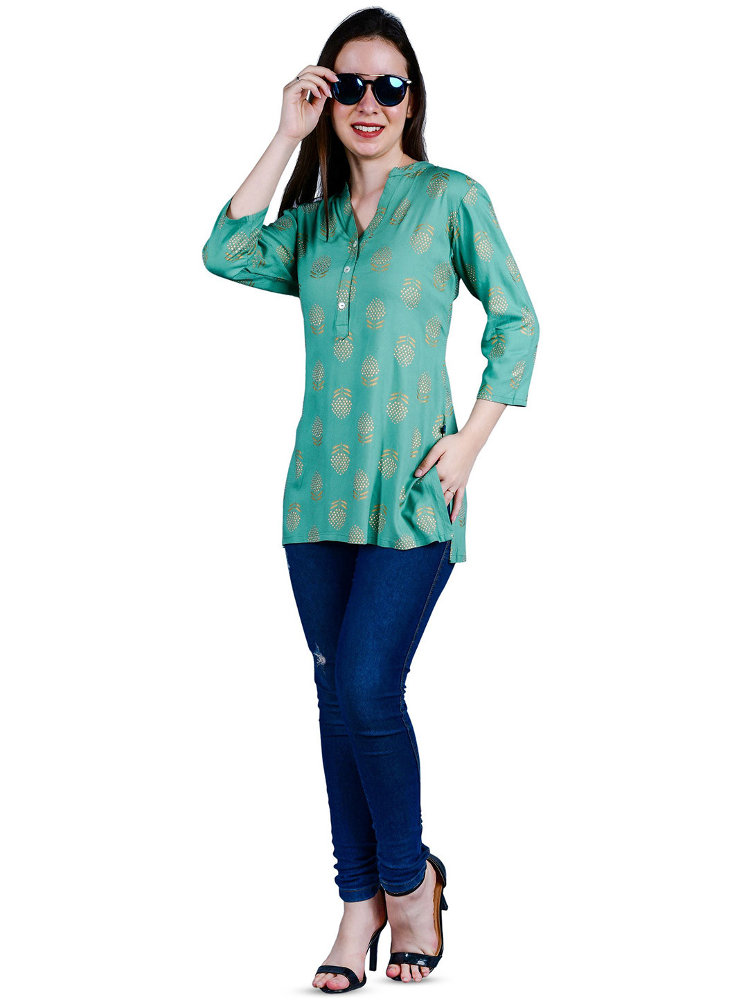 Avaasa Buy Shruthi Floral Embroidered Mandarin Collar Liva Kurti