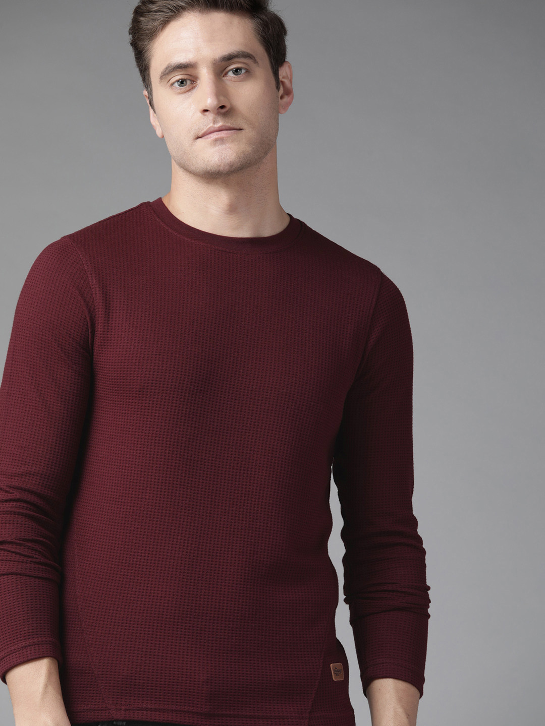 The Roadster Lifestyle Co Men Maroon Solid Waffle Texture T-shirt