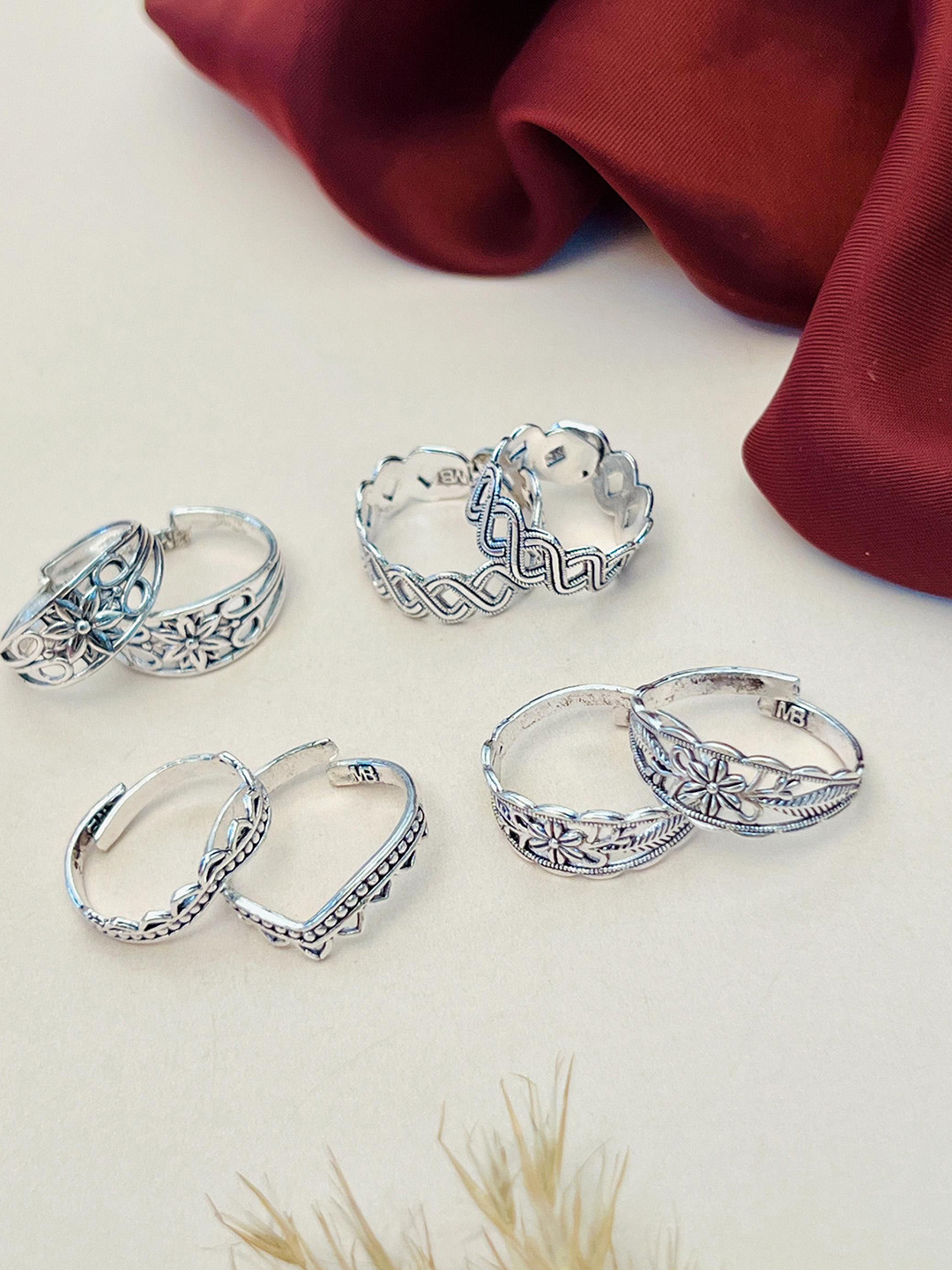 ABDESIGNS Set of 4 Silver-Plated Floral Design Toe Rings