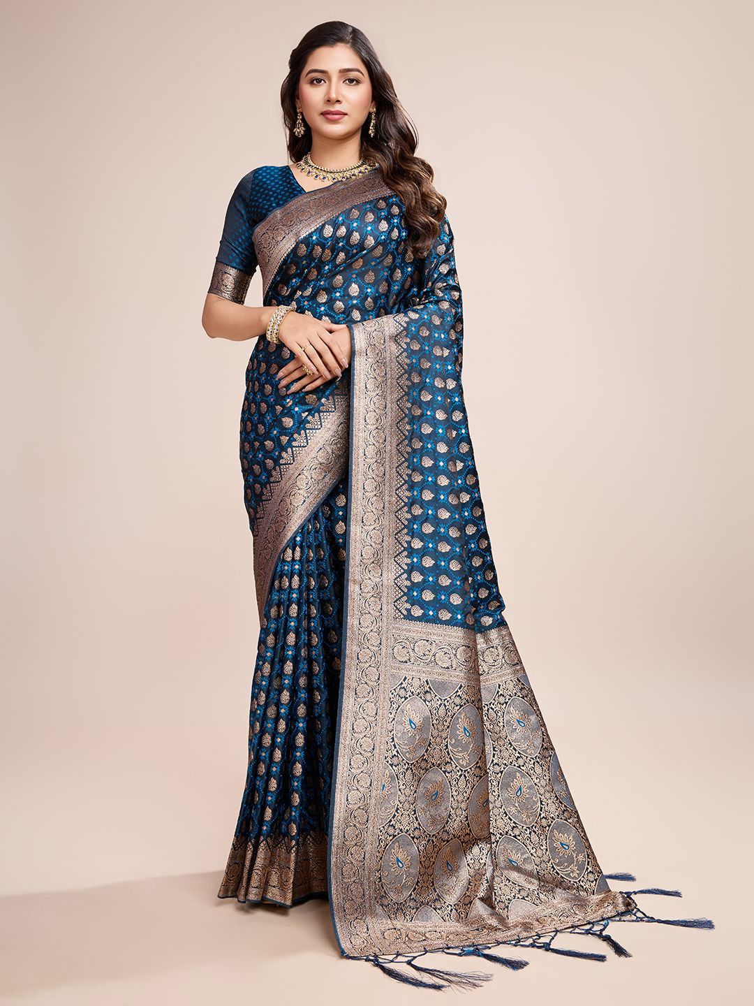 Melok Woven Design Zari Banarasi Saree
