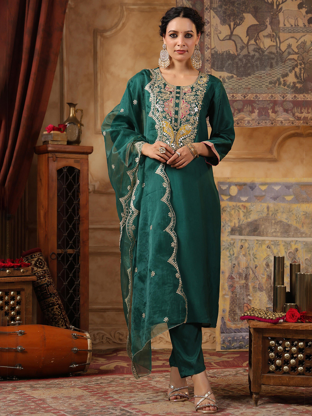 SCAKHI Women Floral Embroidered Regular Thread Work Dupion Silk Kurta with Trousers & With Dupatta