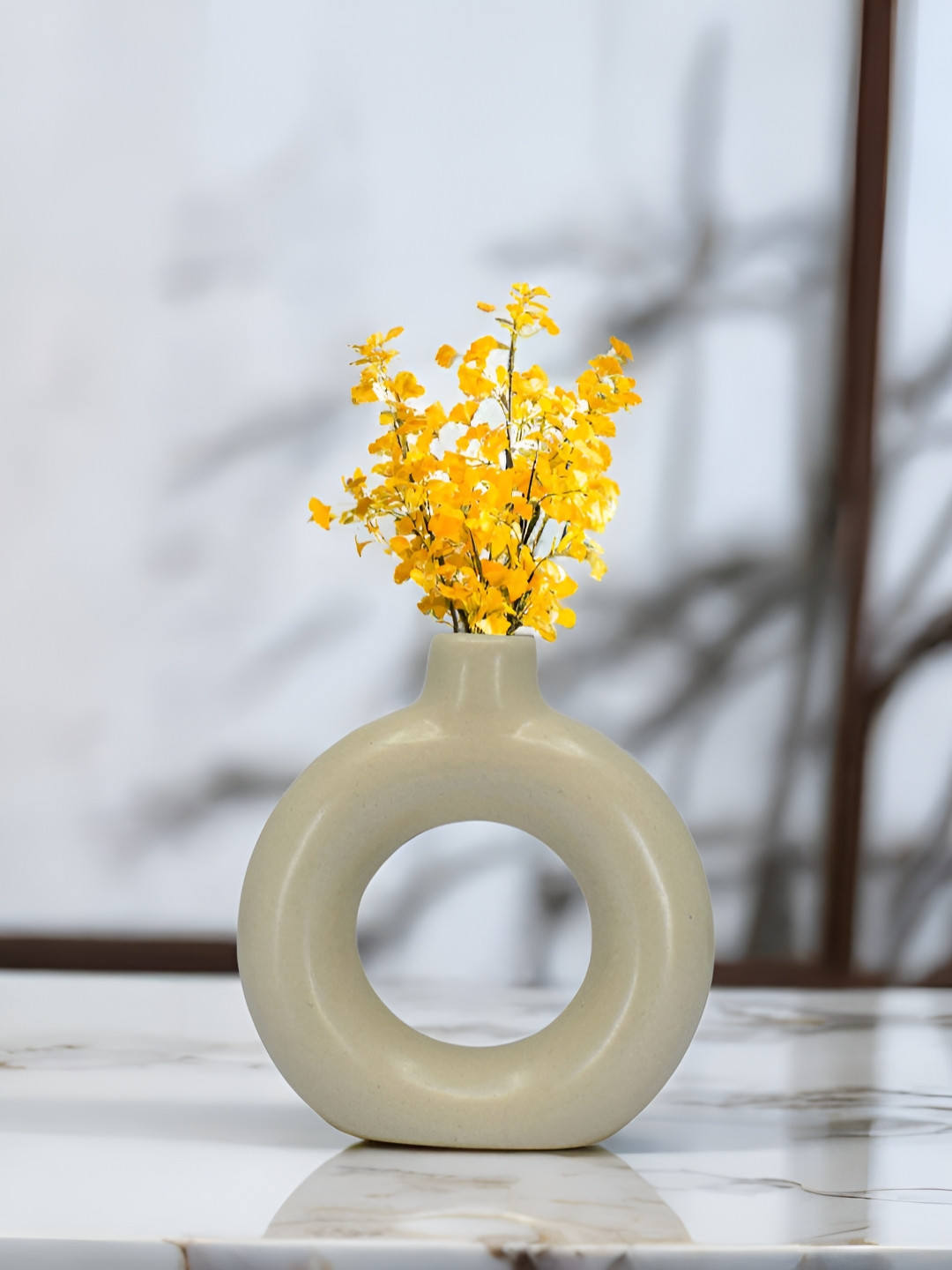 The Decor Lane Off-White Glossy Decorative Ceramic Flower Vase