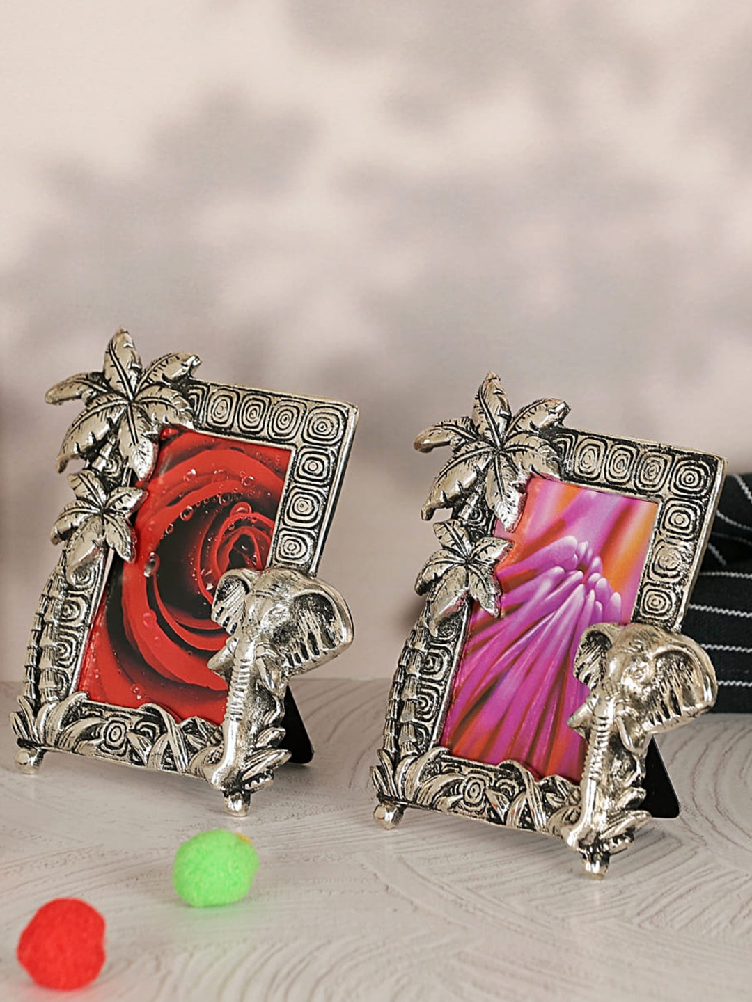 NM Silver-Toned & Black 2 Pieces Textured Aluminium Square Table Photo Frames