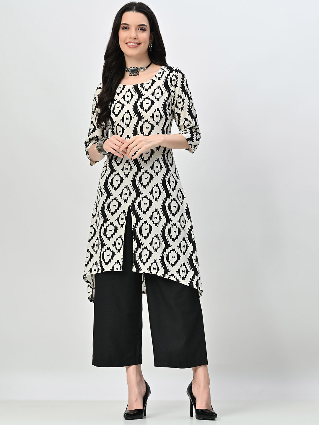 AMBI Women Printed Regular Kurta with Palazzos