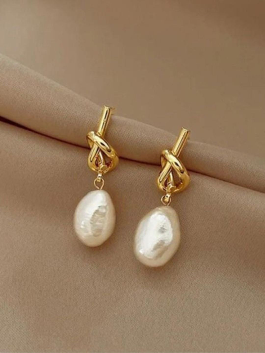 CareDone Gold-Plated Knot Detail Pearl Contempoary Drop Earring