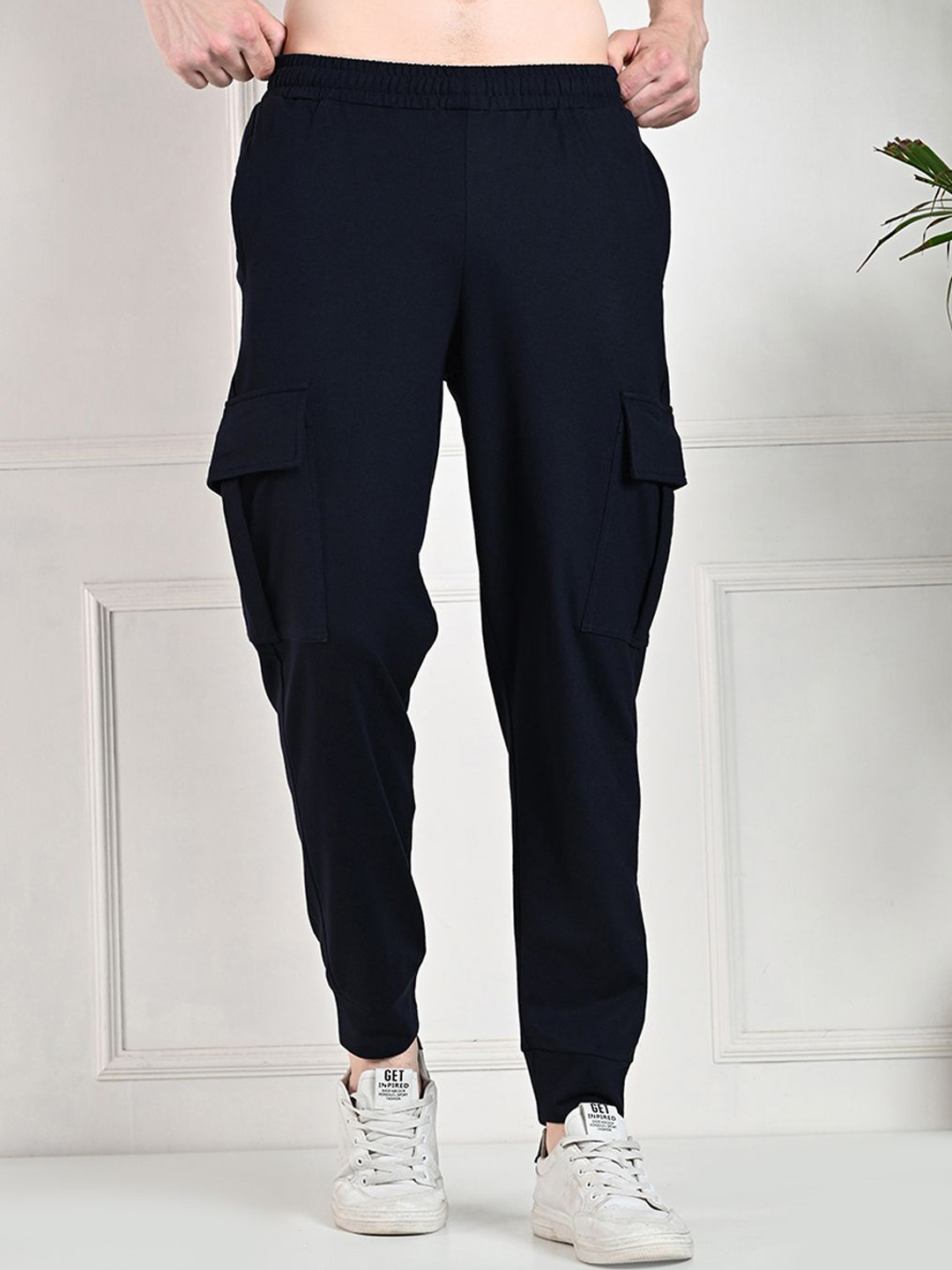 FITINC Men Relaxed Fit Mid Rise Jogger Cargo