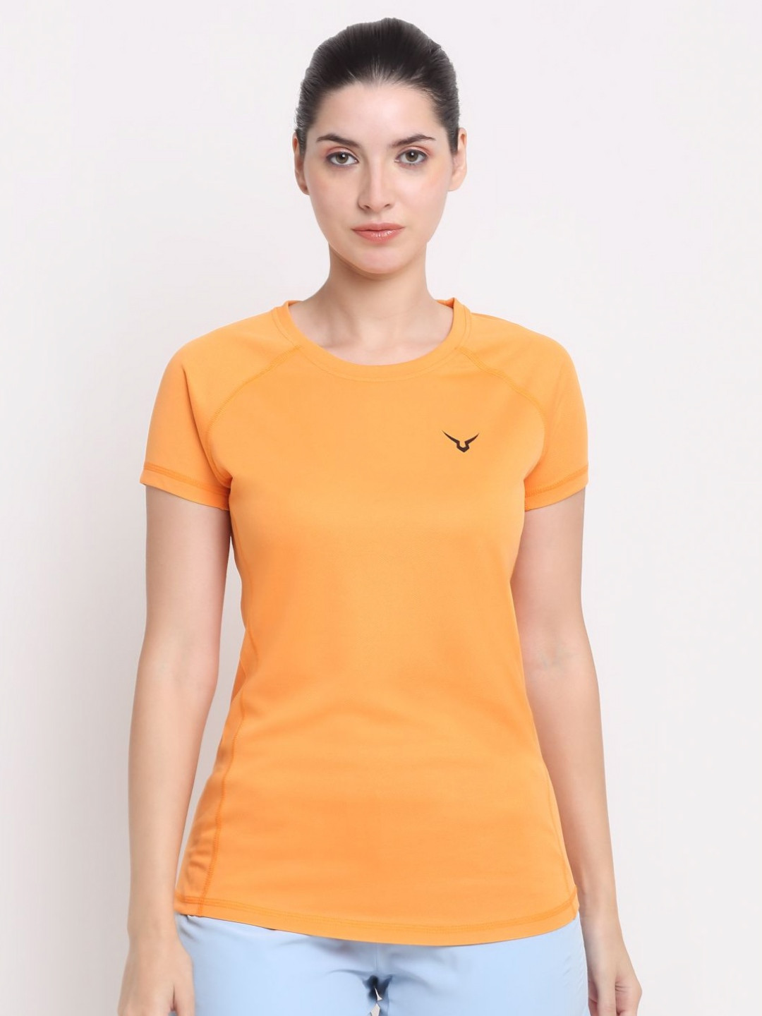 Invincible Women Gym Yoga Solid Tee