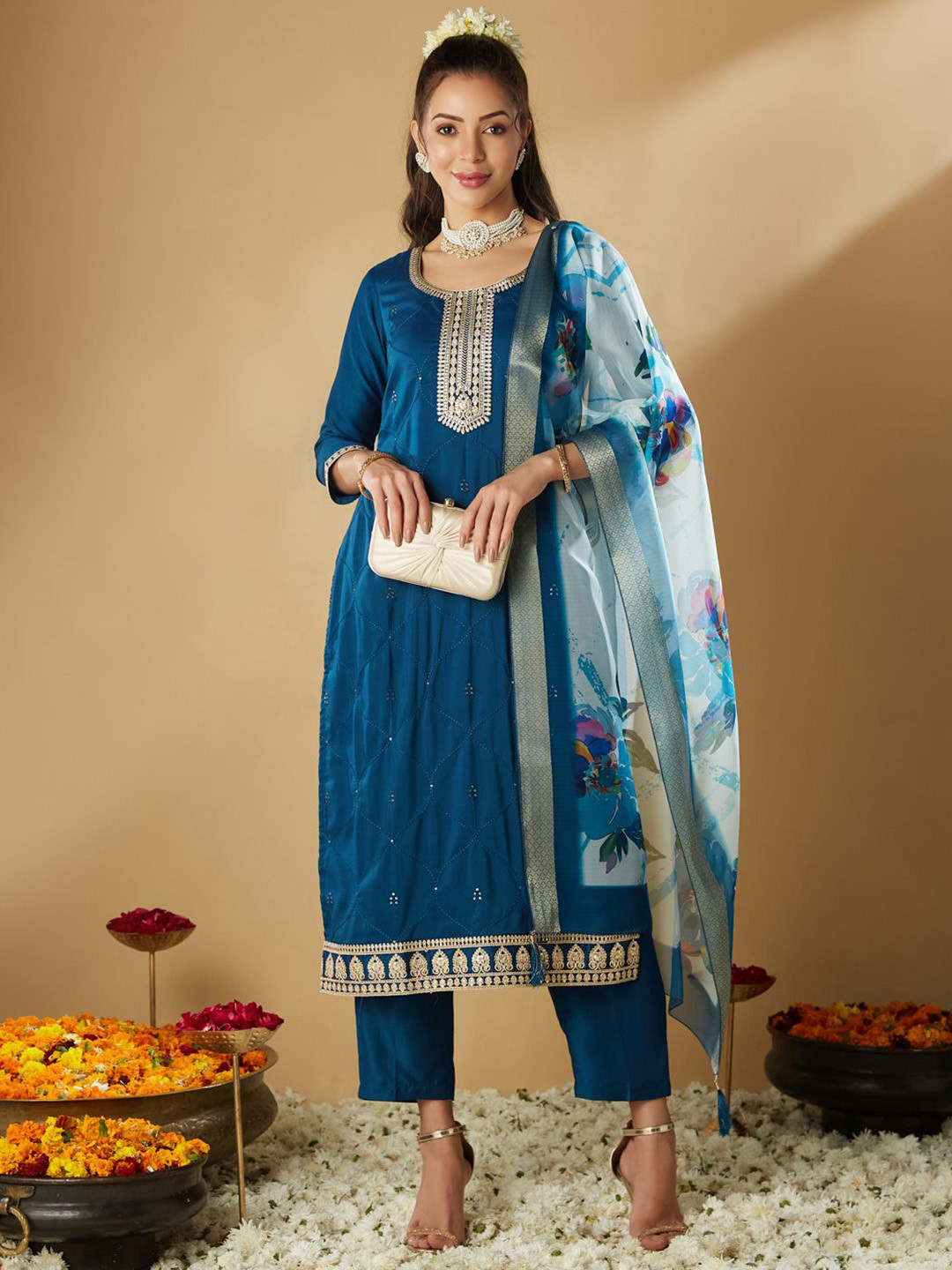 Colors of Earth Women Floral Embroidered Regular Thread Work Kurta with Trousers & With Dupatta