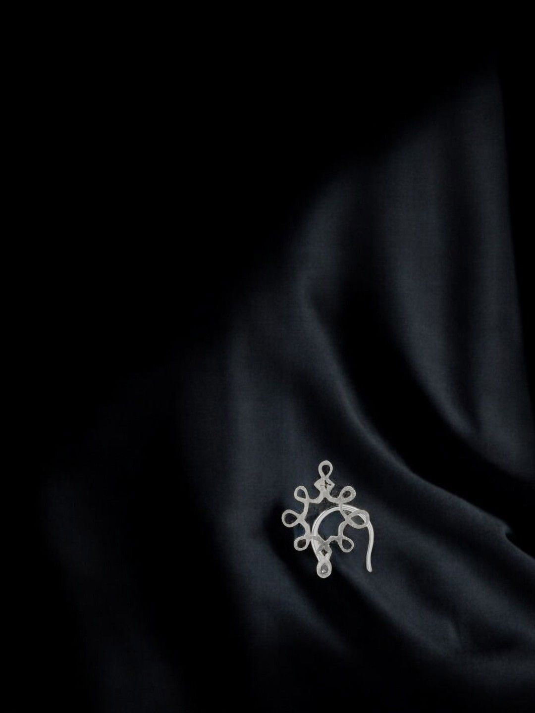 Sangria 925 Sterling Silver Kolam Elegance Stud Nosepin