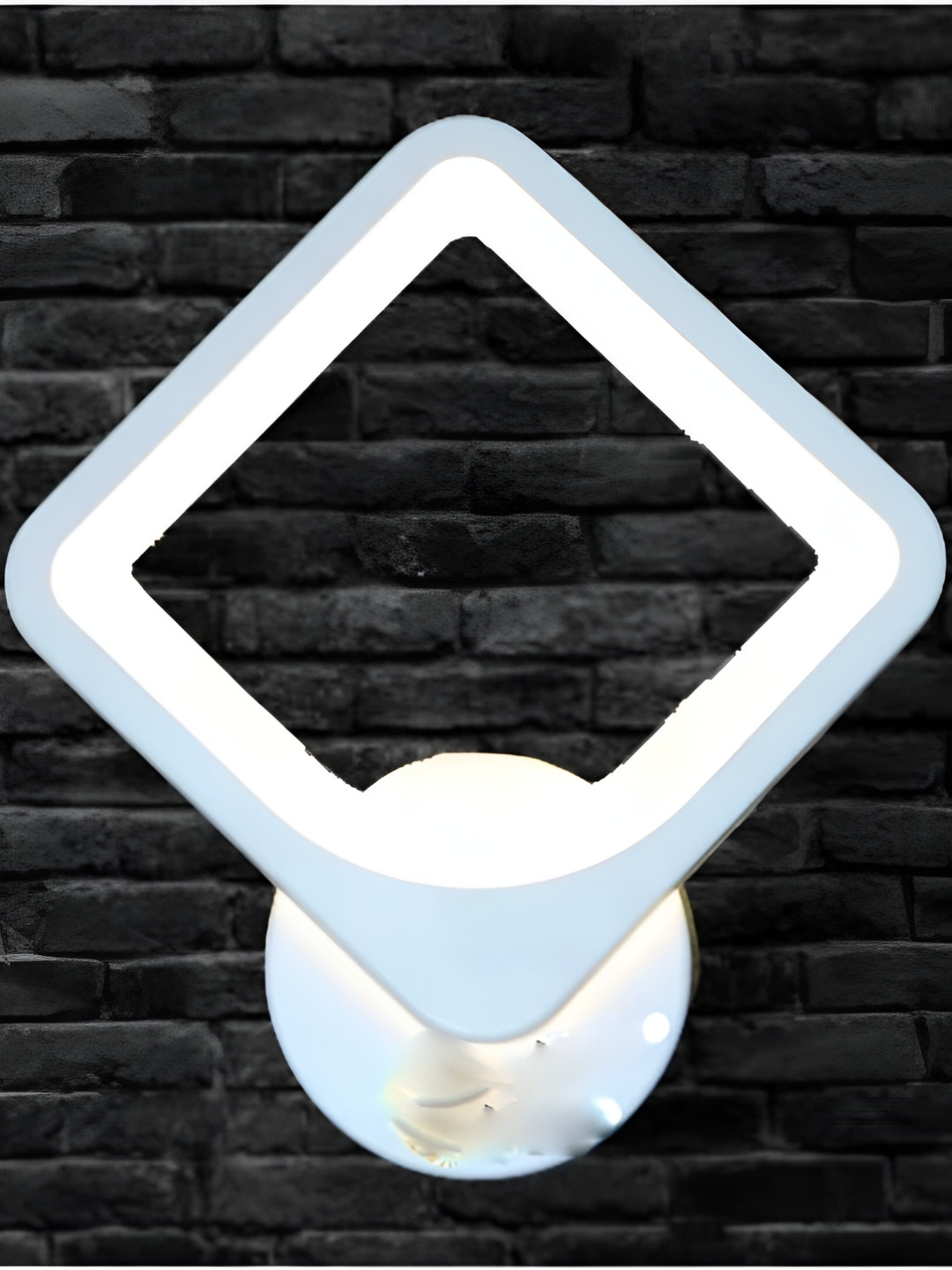 SHRI MAHAL ANTIQUES White Square Shaped Contemporary Acrylic Wall Lamp
