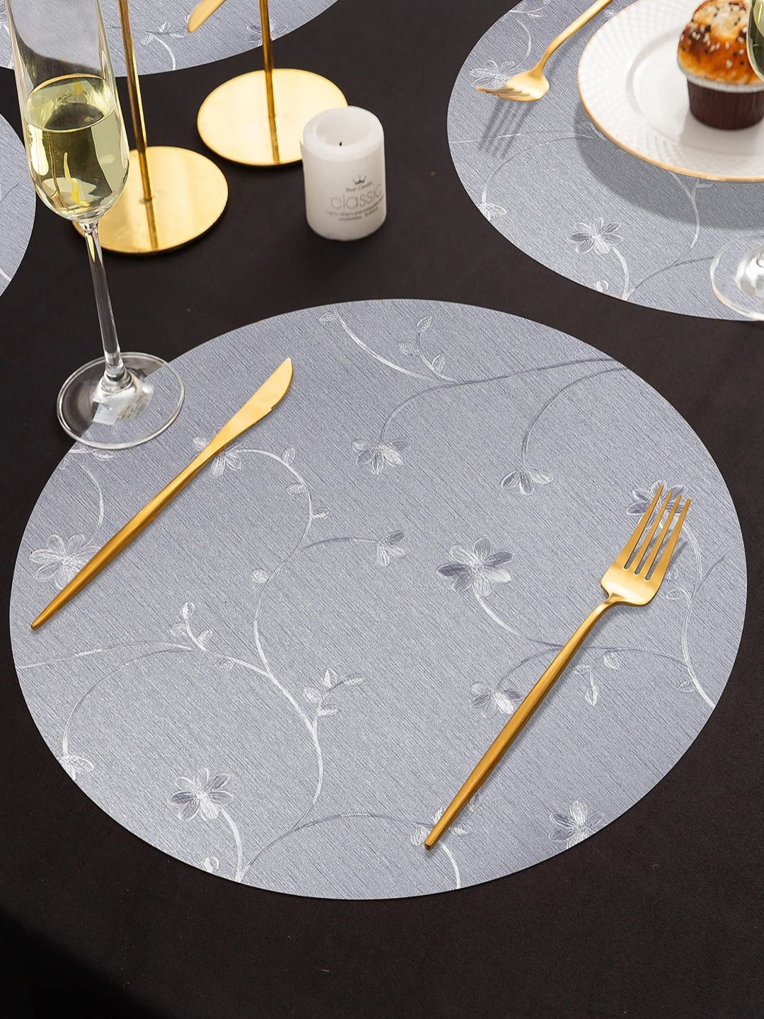 HOKIPO Silver-Toned 6 Pieces Floral Round Shining Round Dining Table Placemats