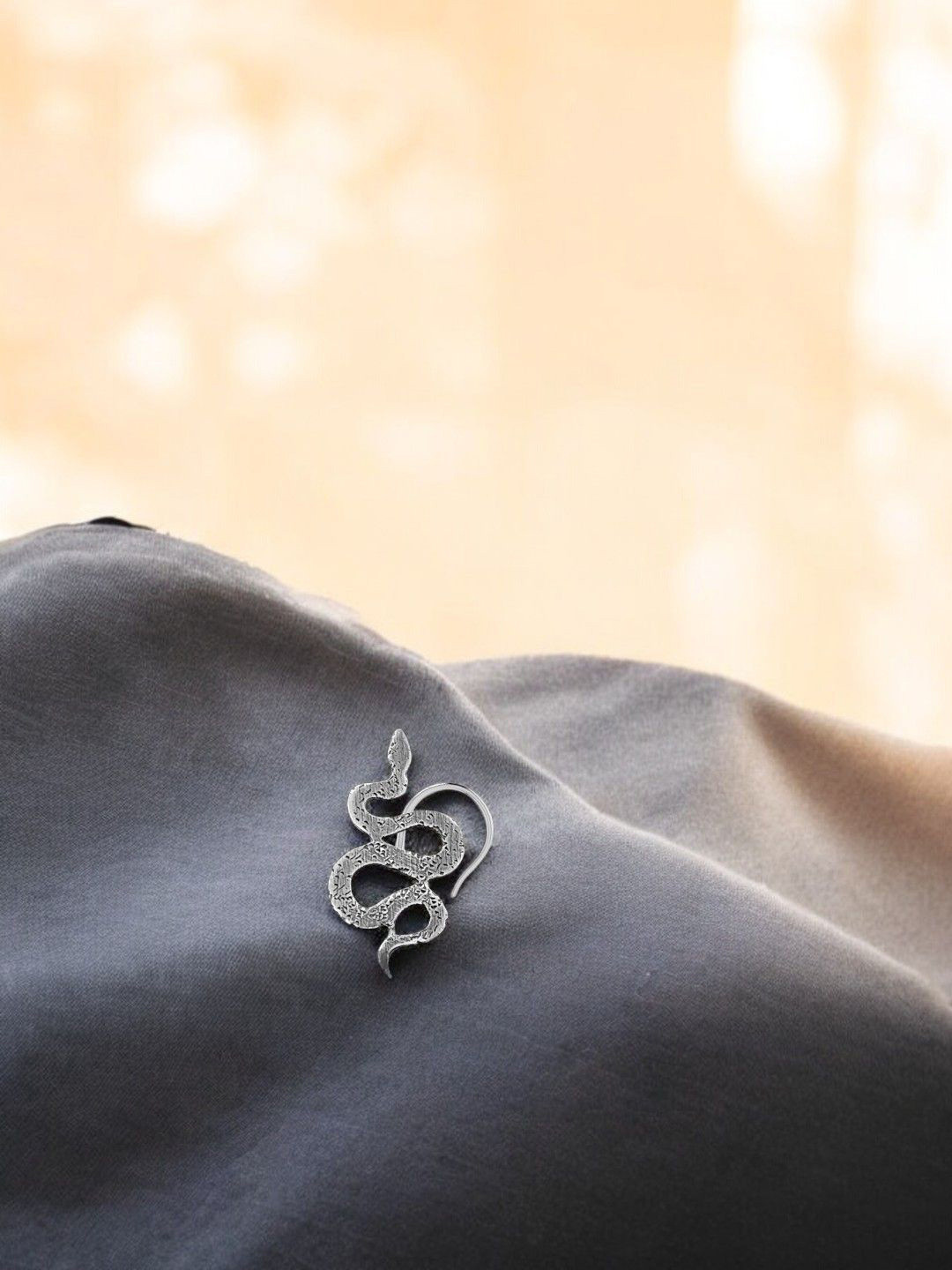 Sangria 925 Sterling Silver Serpant Stud Nosepin