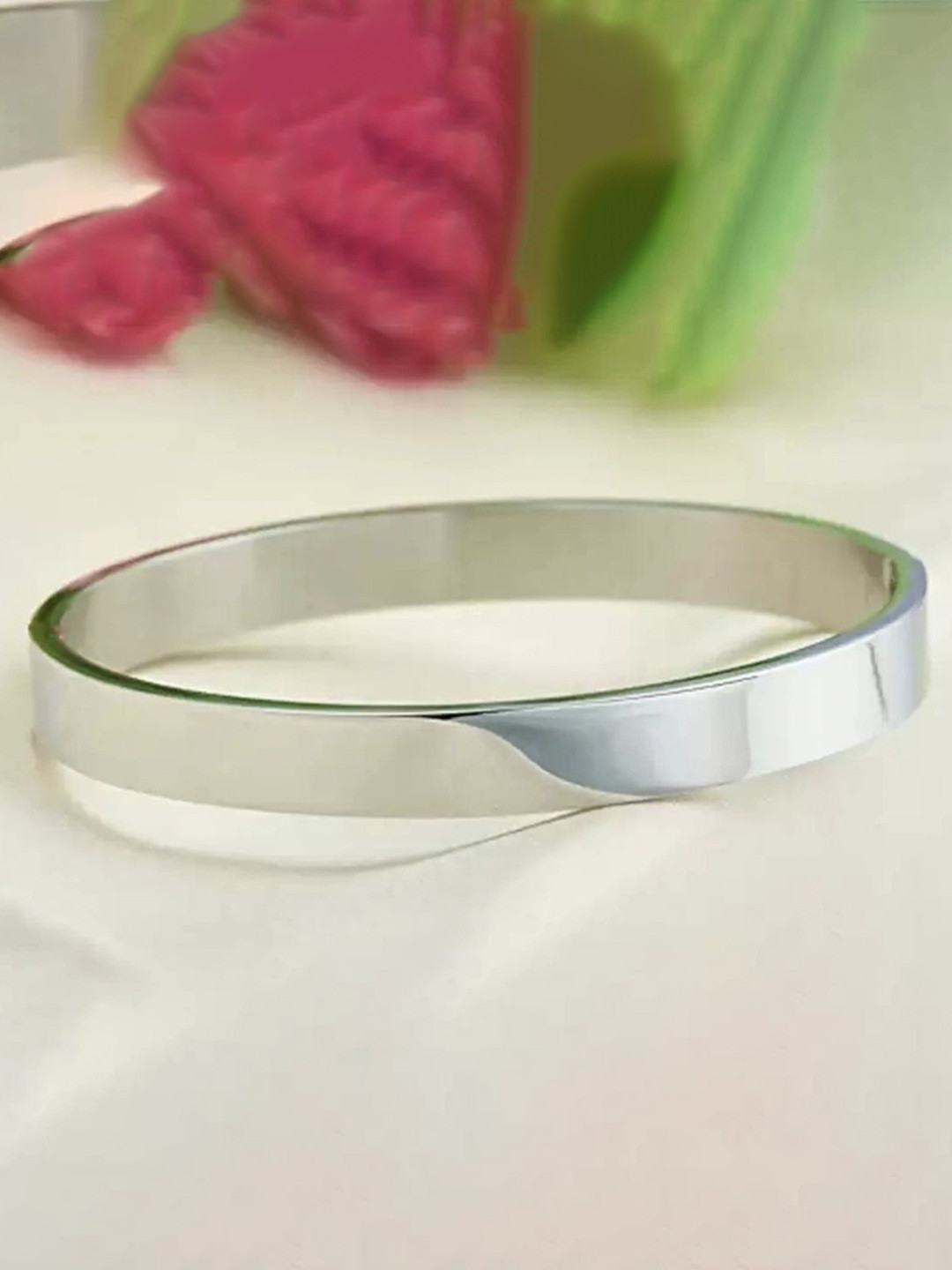 V FASHION JEWELLERY Silver-Plated Kada Bracelet
