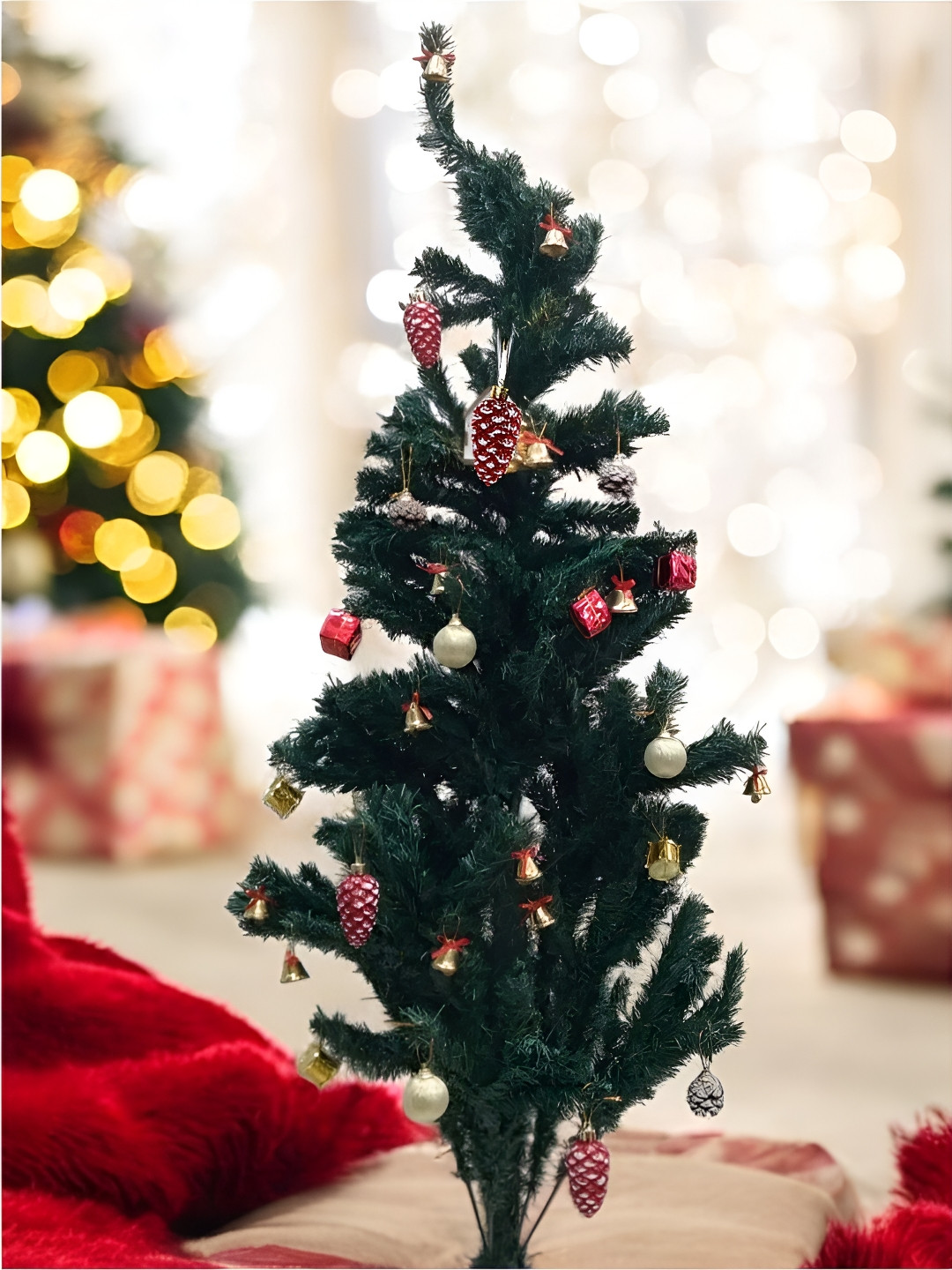 TAYHAA Chirstmas Dcor Green & Red 43 Pieces Christmas Tree & Decorative Ornaments