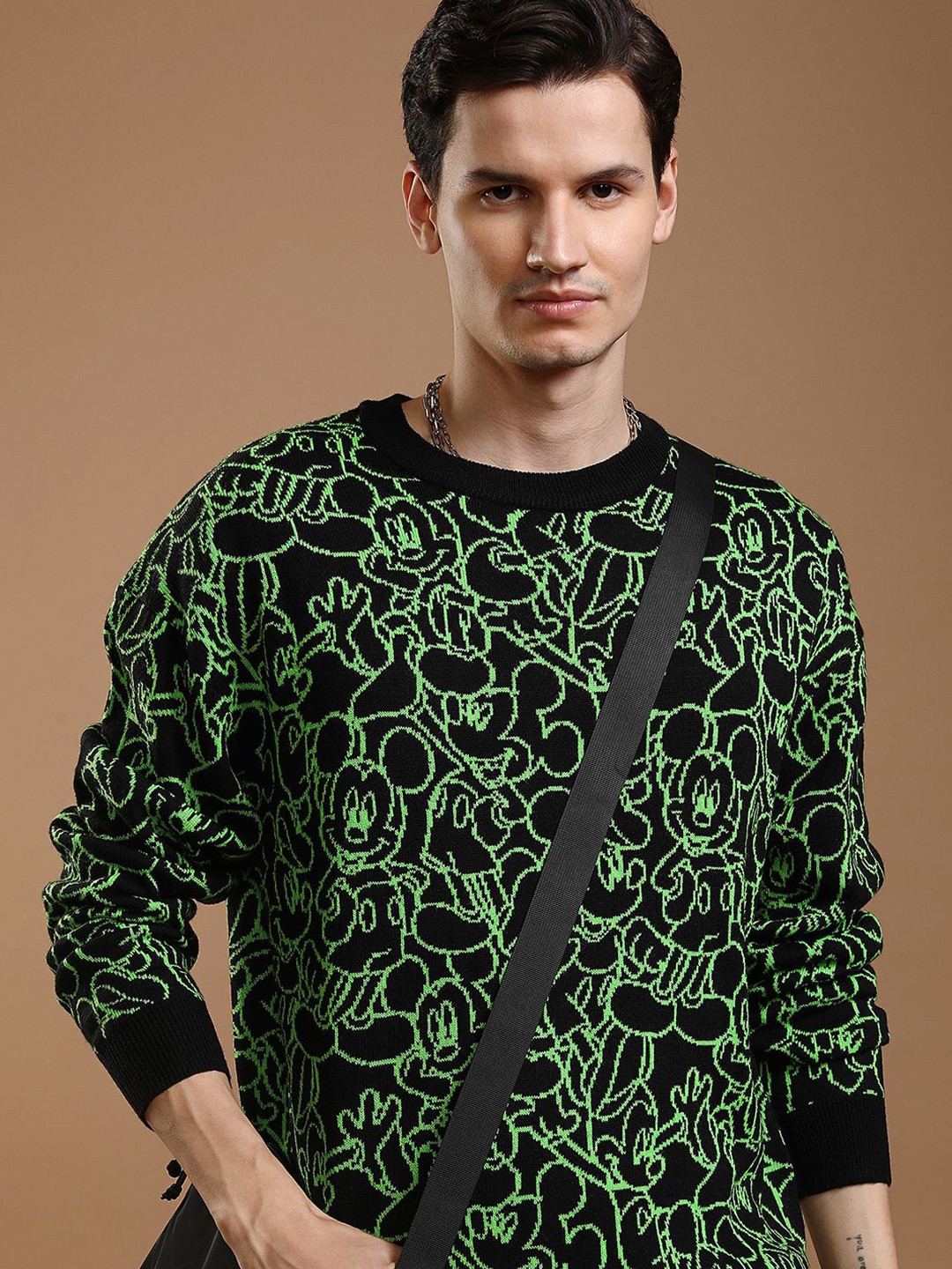 Highlander Disney Mickey Mouse Men Black Round Neck Jacquard Print Sweater