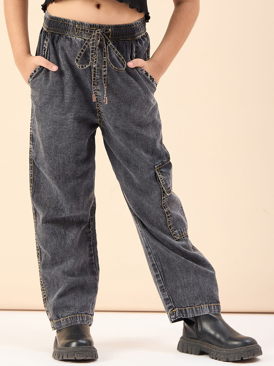Stylo Bug Girls Smart High-Rise Cargos Trousers