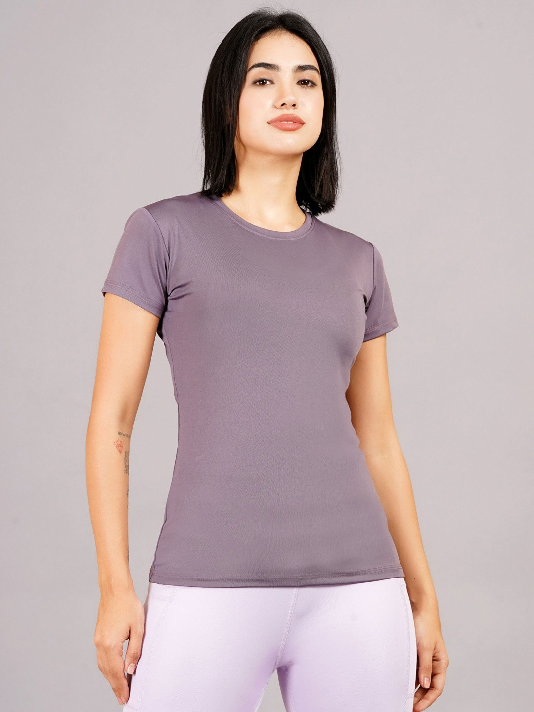 NEVER LOSE Women Compression Solid T-shirt