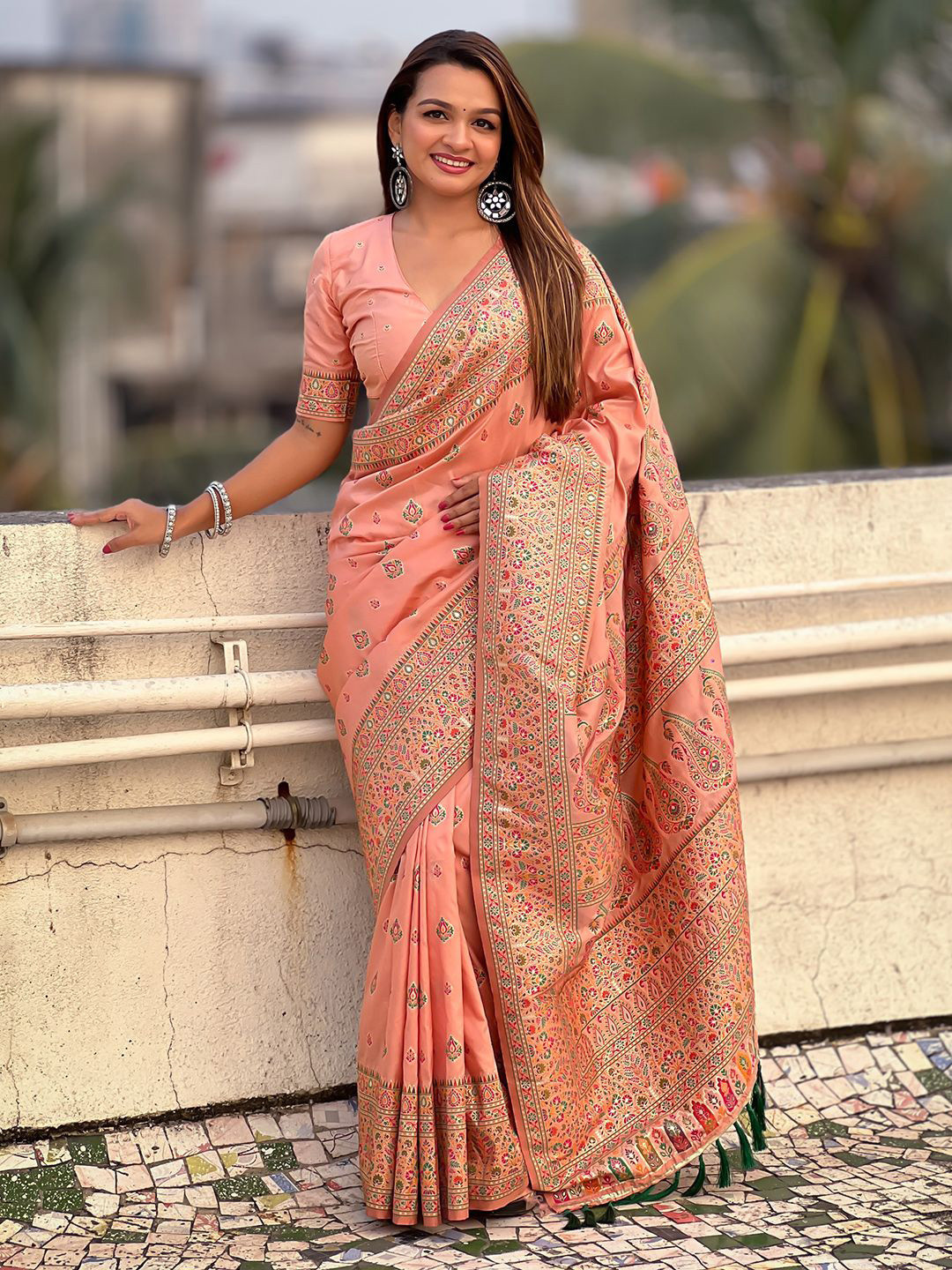 Panzora Woven Design Zari Heavy Work Pashmina Saree