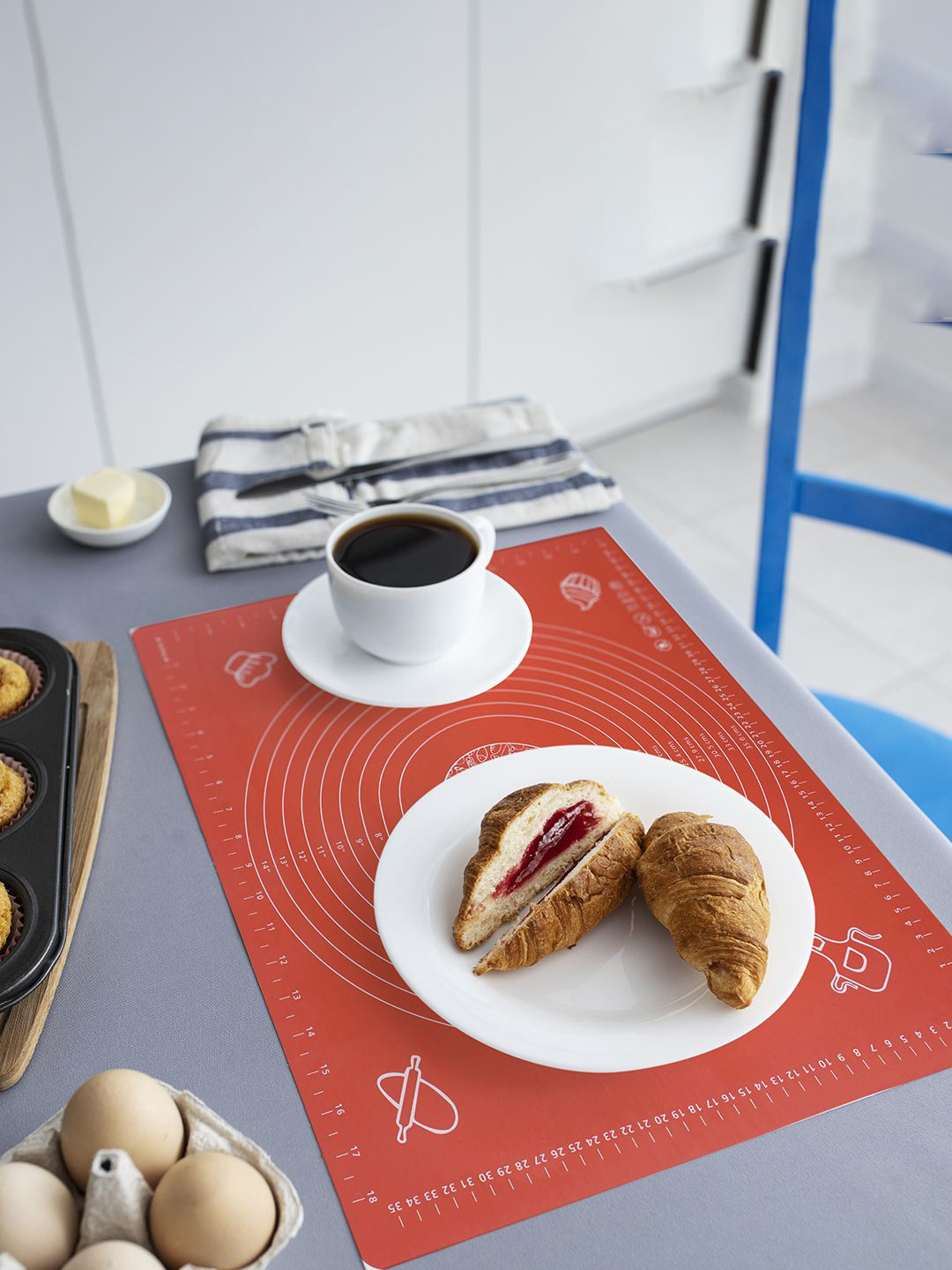 Kuber Industries 4-Pcs Red Printed Rolling Board