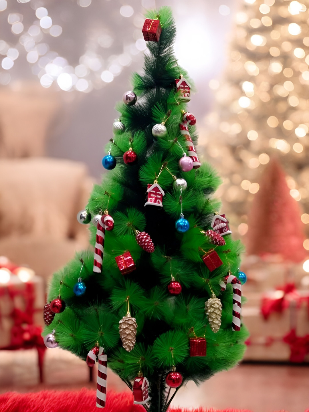 TAYHAA Chirstmas Dcor Green & Red 34 Pieces Christmas Tree Festive Decors