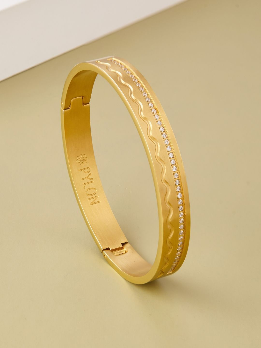 PYLON Men American Diamond Kada Bracelet