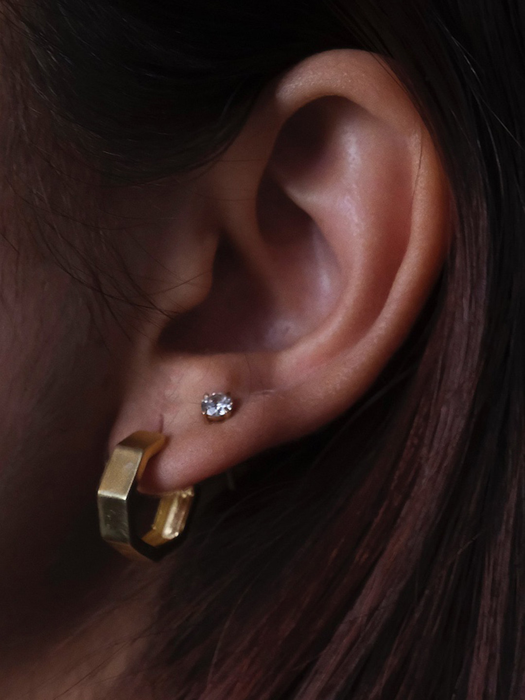 Anushka Jain Jewellery 925 Sterling Silver Gold-Plated Octagon Hoop Earrings