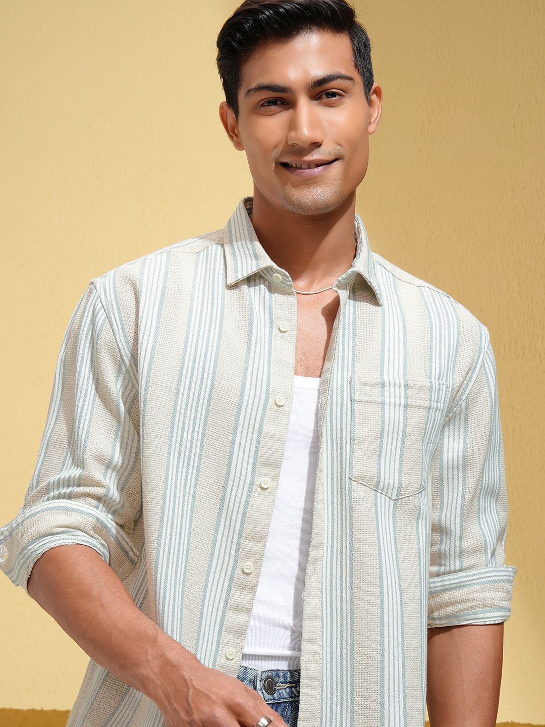 LOCOMOTIVE Premium Fit Men Moclino Dobby Striped Relaxed Shirt