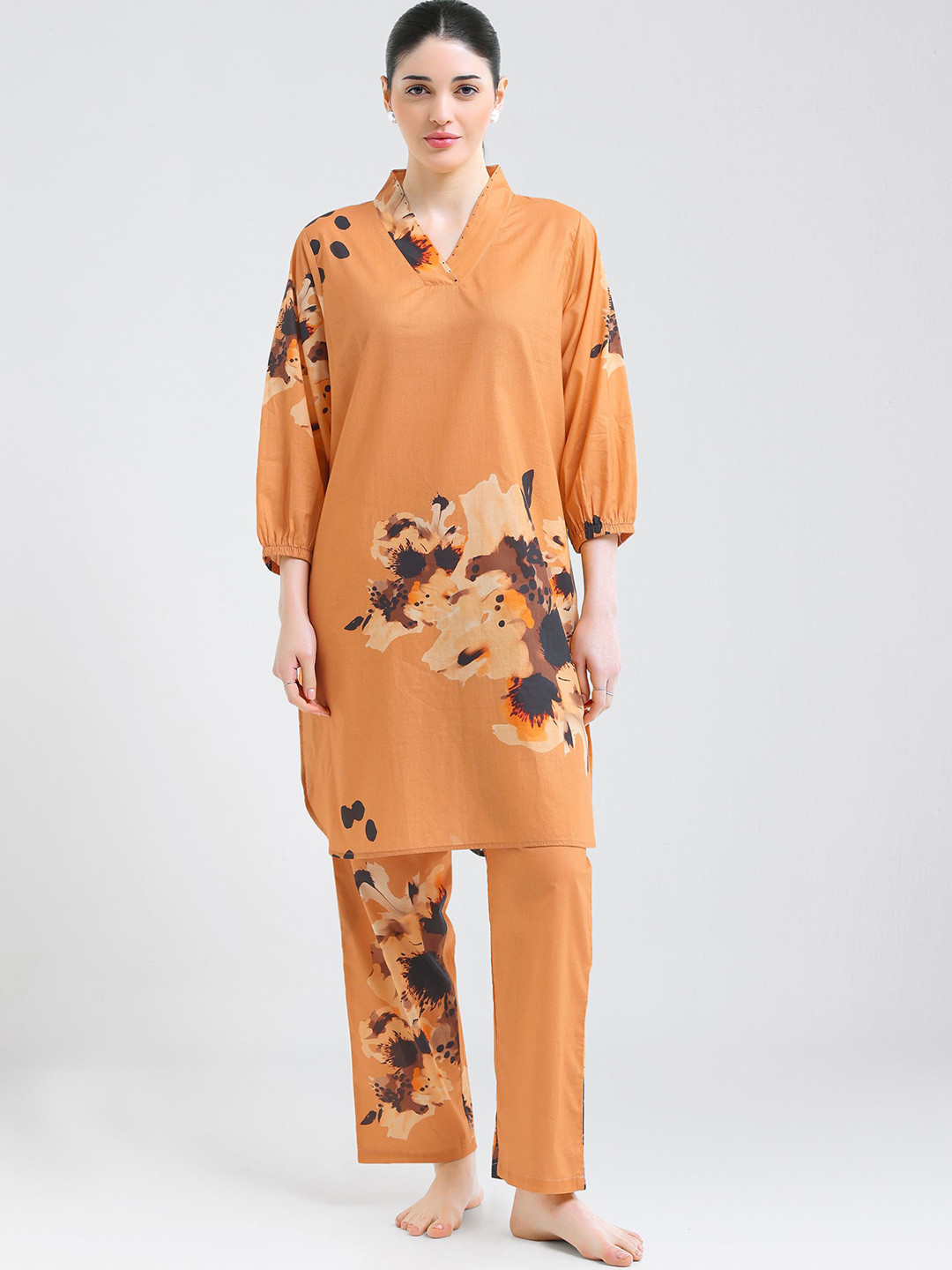 I like me Peach-Coloured Floral Printed Pure Cotton Tunic With Trousers