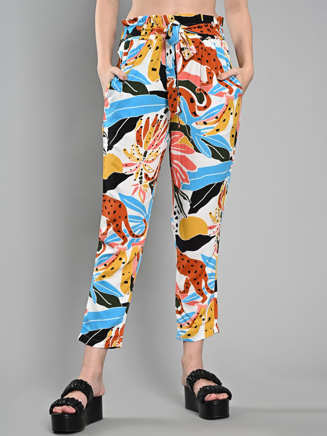 IZEL Women Animal Printed Tapered Fit Mid-Rise Trousers