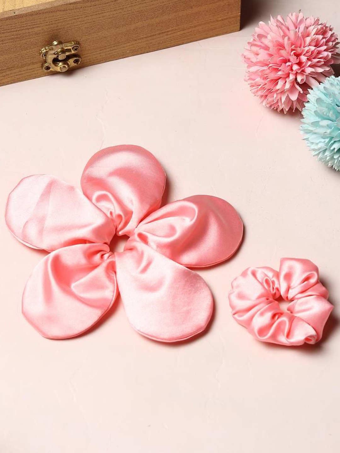 TIPY TIPY TAP Flower Shape Scrunchie- Pink