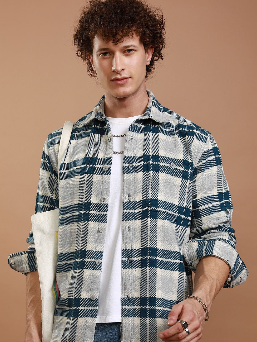 HIGHLANDER Men Relaxed Fit Checked Casual Cotton Shirt