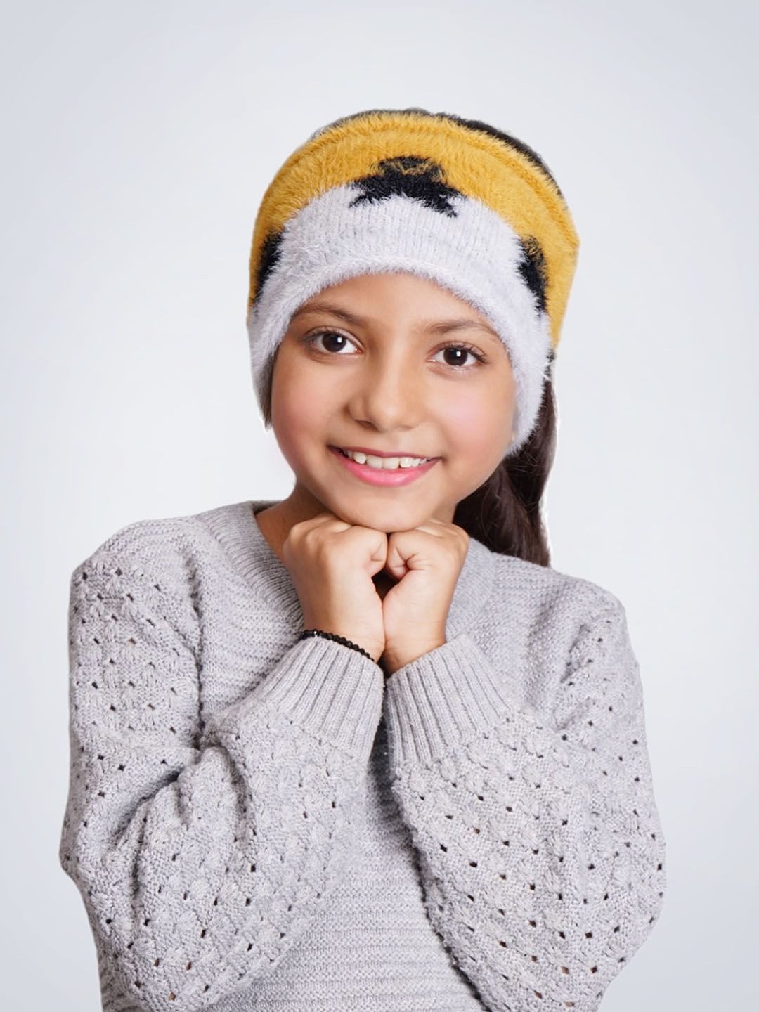 Bharatasya Girls Warm Woolen Trendy Pattern Headband