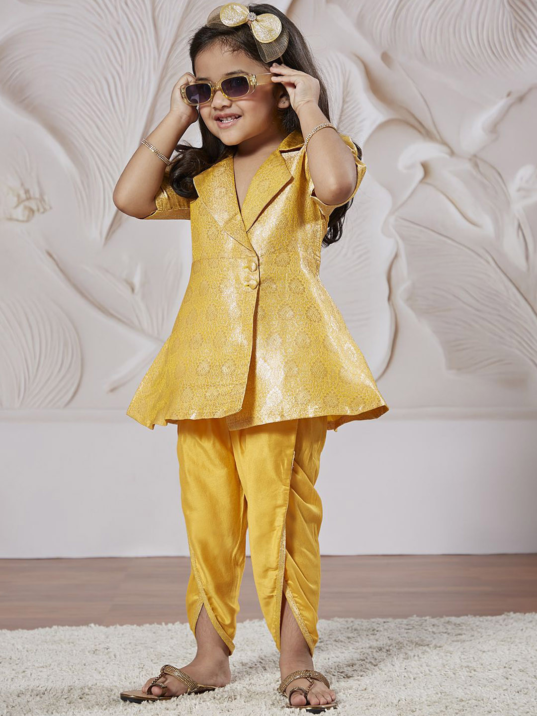 VASTRAMAY Girls Floral Woven Design Lapel Collar Regular Kurta With Dhoti Pant