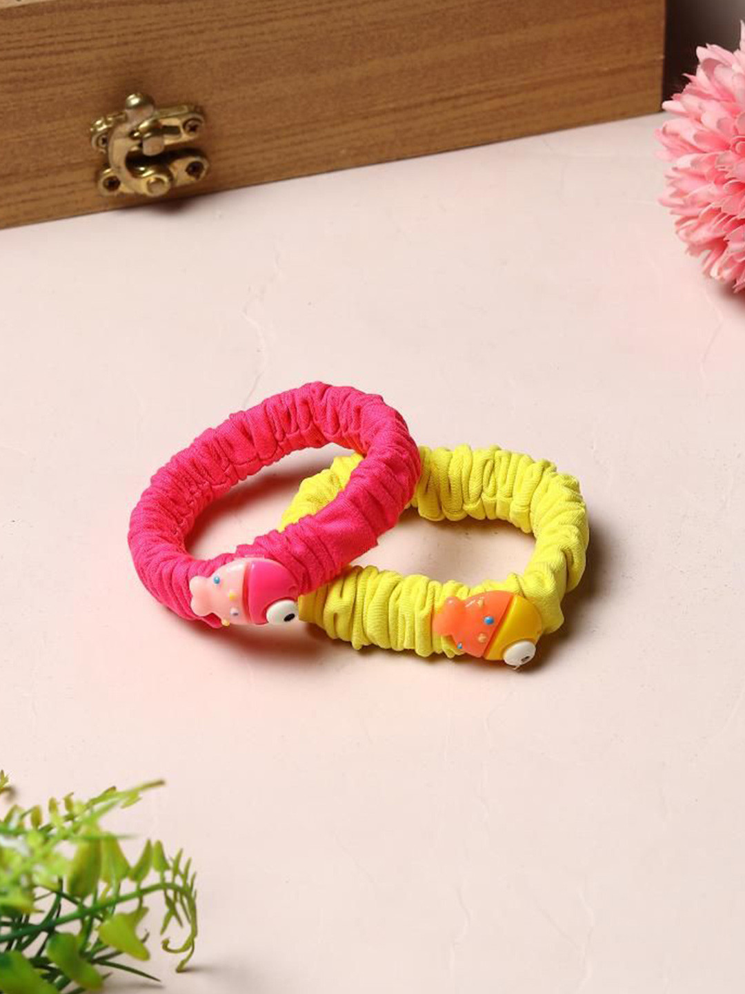 TIPY TIPY TAP Set of 2 Fish Skinny Scrunchies - Yellow/Pink