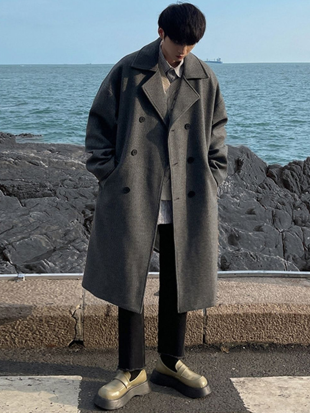 HERE&NOW Men Solid Notched Lapel Collar Overcoat