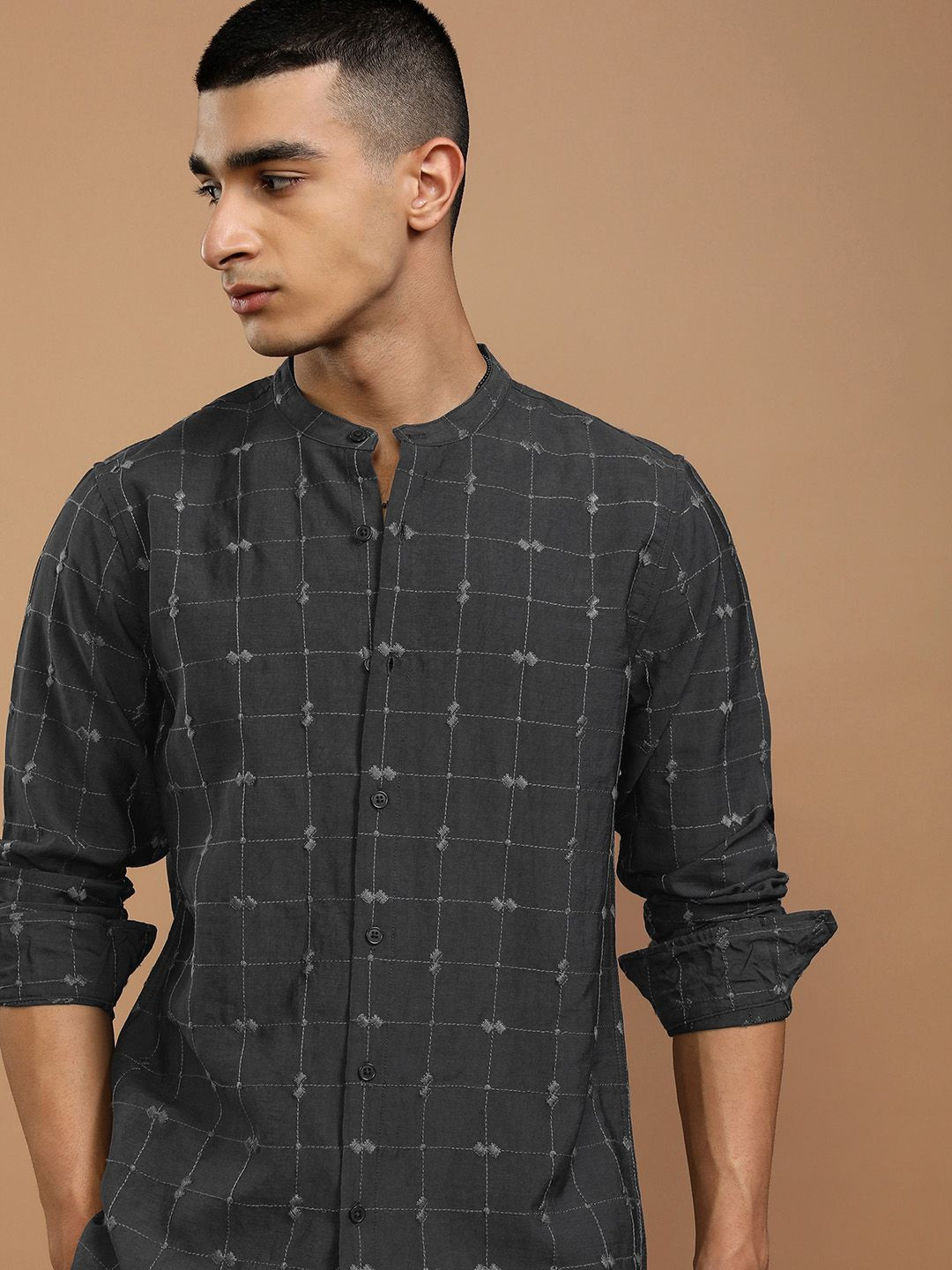 Highlander Men Grey Chain Strich Embriodered Mandarin Collar Casual Shirt