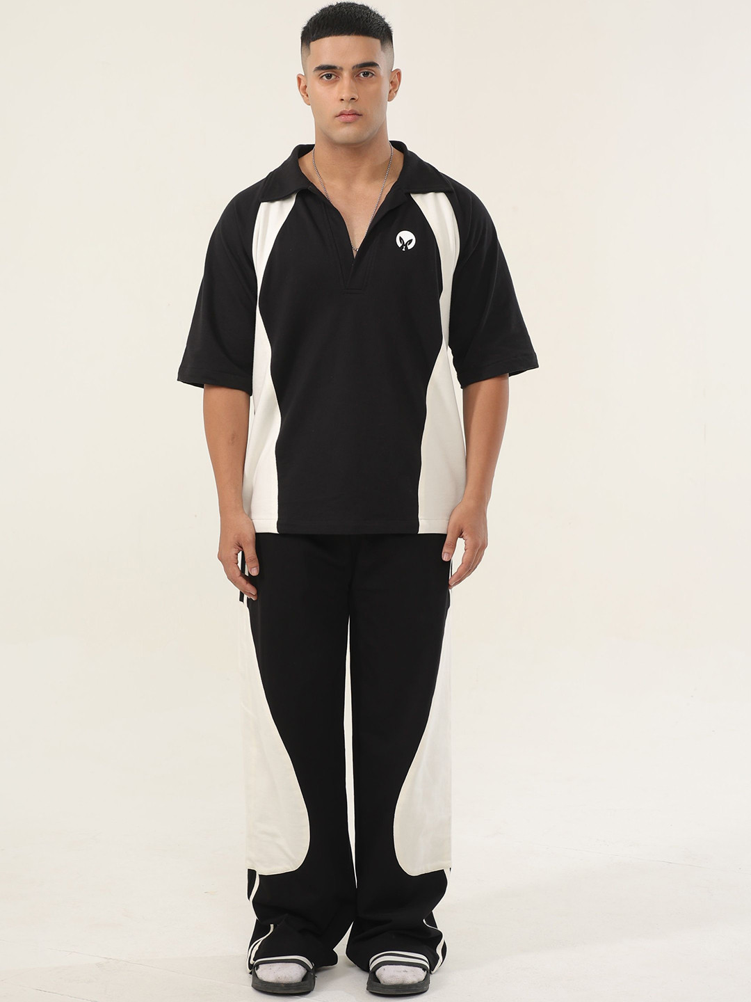 Big Bunny Colourblocked Shirt Collar T-Shirt with Trousers