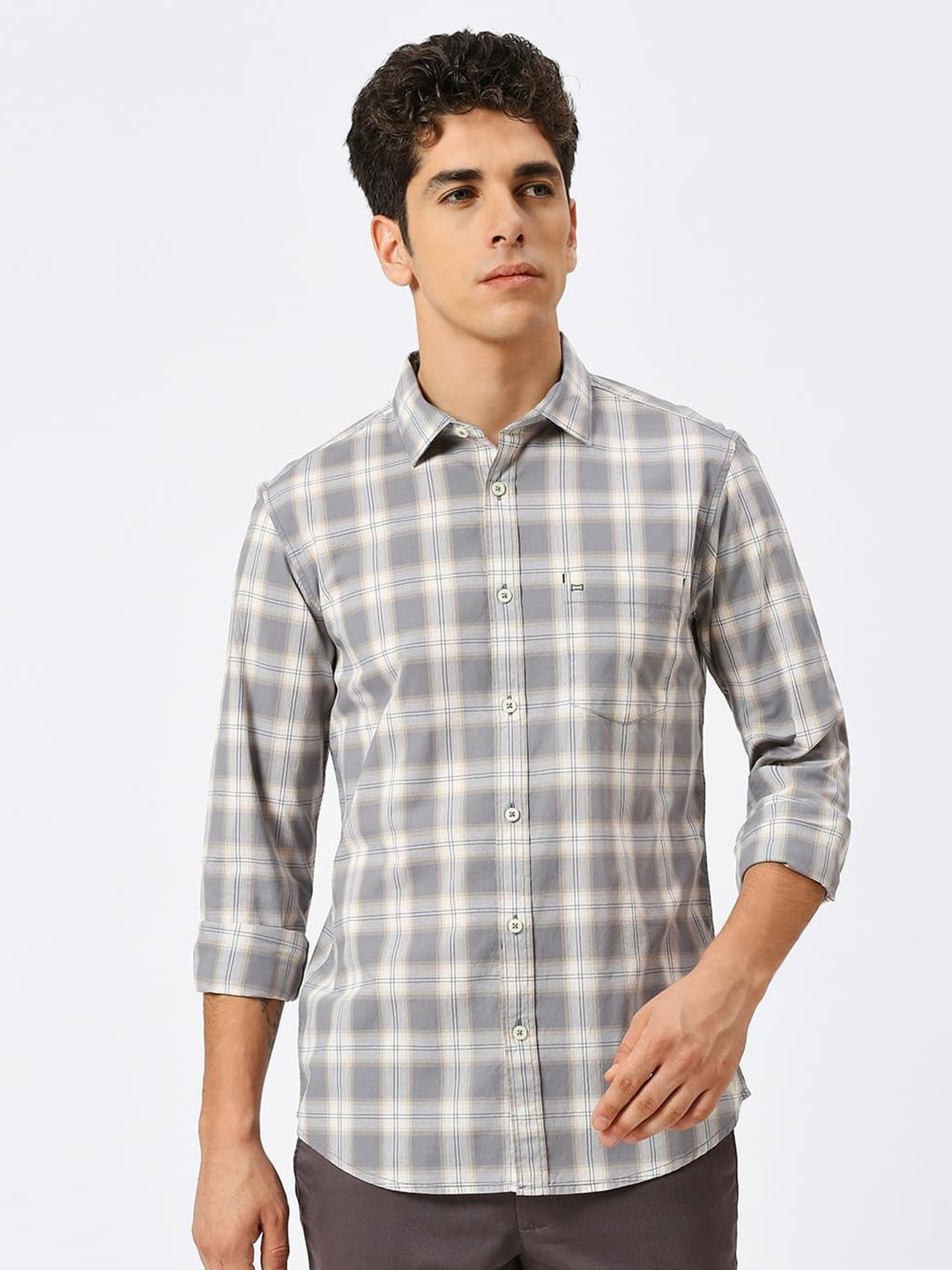 Basics Men Tartan Checked Opaque Cotton Casual Shirt