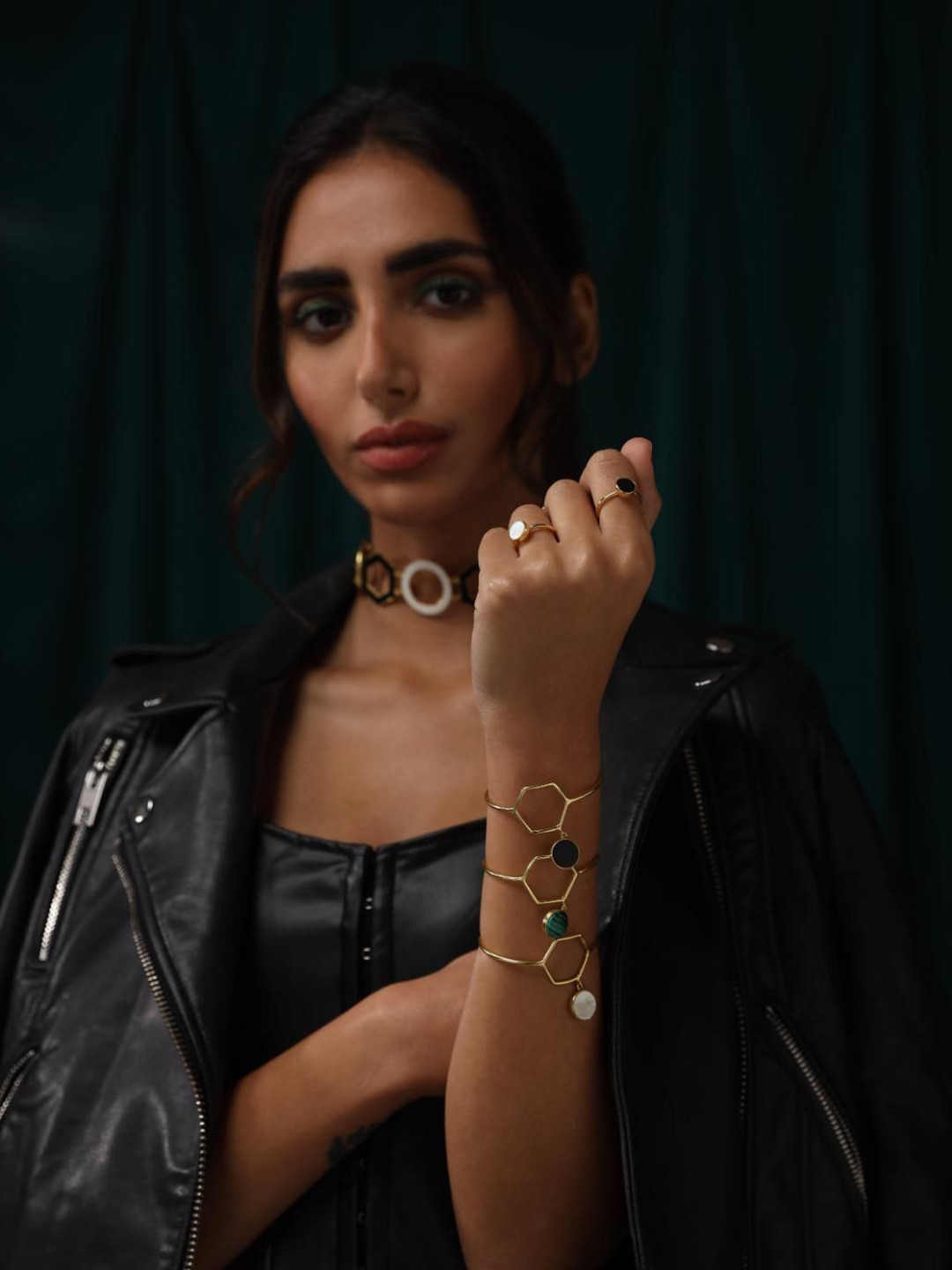 Varnika Arora Pack Of 3 Gold-Plated Onyx Cuff Bracelets