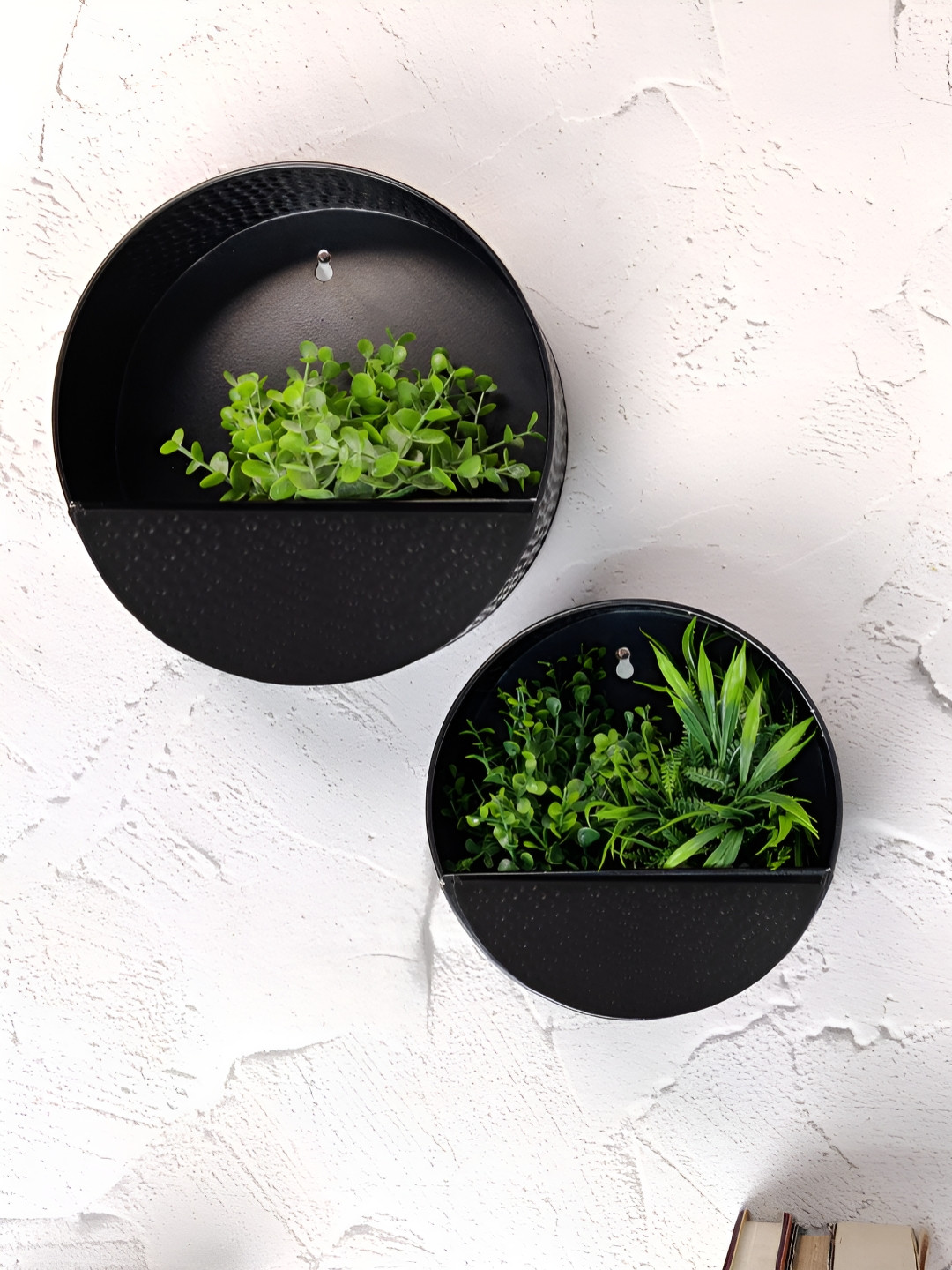 VarEesha 2-Pcs Black Round Wall Hanging Planters