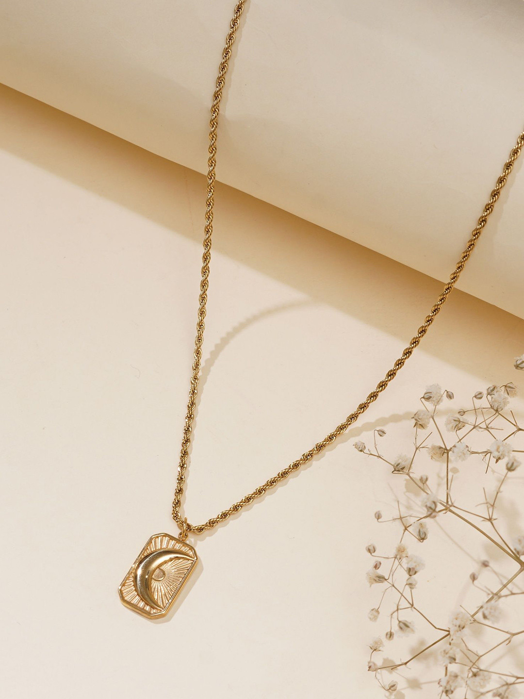 JEWILLEY Gold Plated half Moon Shaped Pendant With Chain