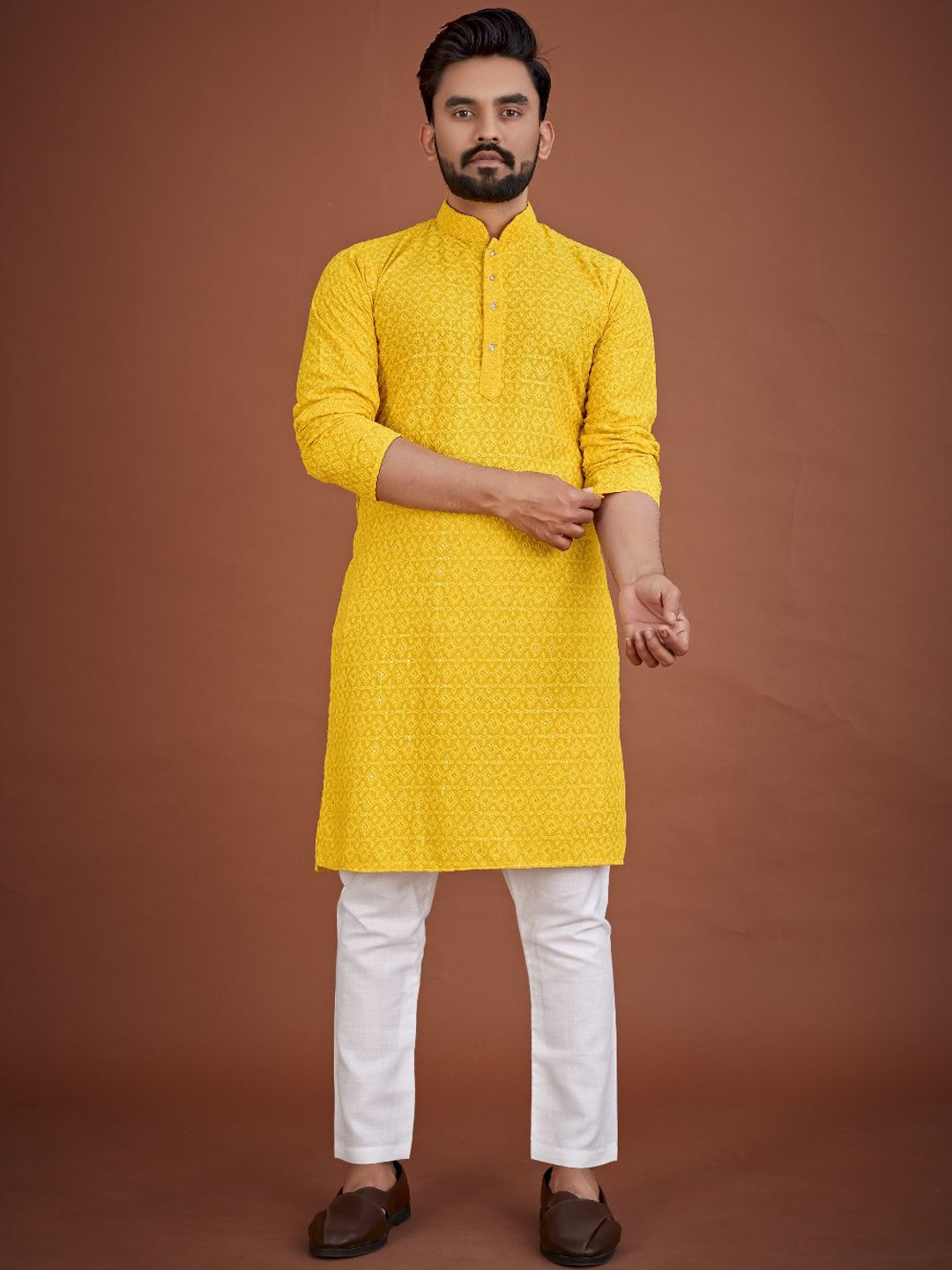 CHARLOTTE GRACIOUS Mandarin Collar Floral Embellished Chikankari Kurta