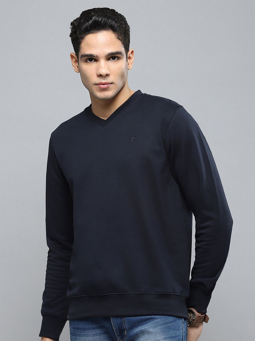 Cloak & Decker Men V-Neck Pullover Sweatshirt