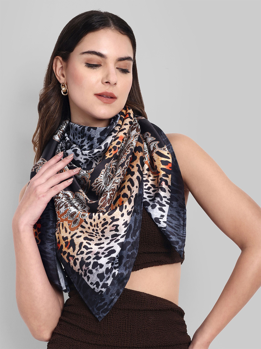 Sarisp Women Animal Printed Satin Scarf