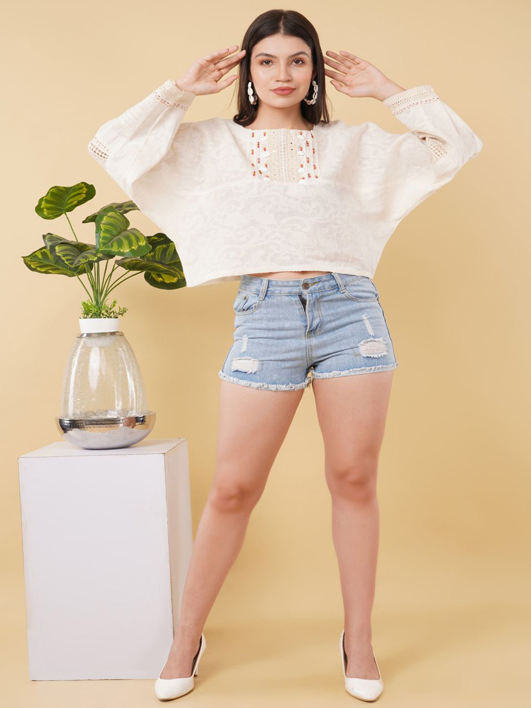 Oskos Embroidered Cotton Top With Crossia Lace