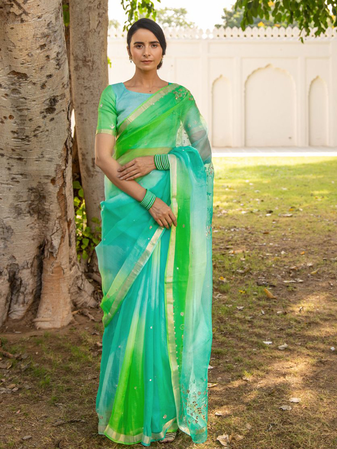 Geroo Luxe Floral Mirror Work Kota Saree