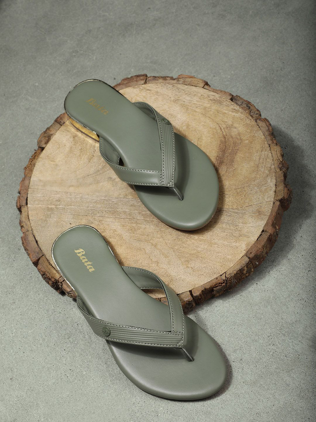 Bata Women Thong Open Toe Flats