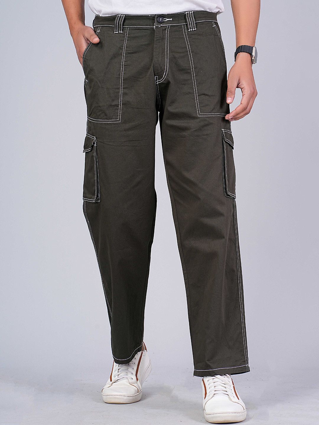 Tanip Men Mid-Rise Cargos Trousers