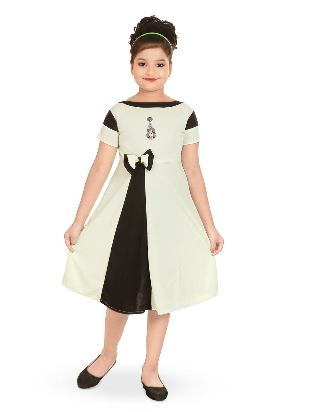 GUDWONE Girls Colourblocked Crepe A-Line Dress